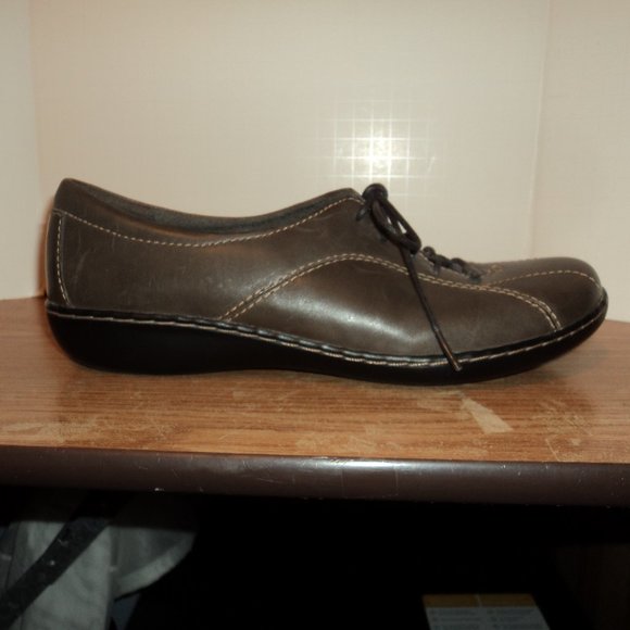 Clarks Collection Women's 11M (US) Lace Up Gray Leather Shoes Casual - Picture 5 of 11